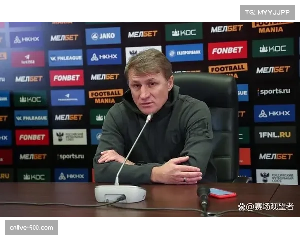 赛后混合采访区:多位教练被问及对本队“预期助攻(xA)”数据不理想的看法